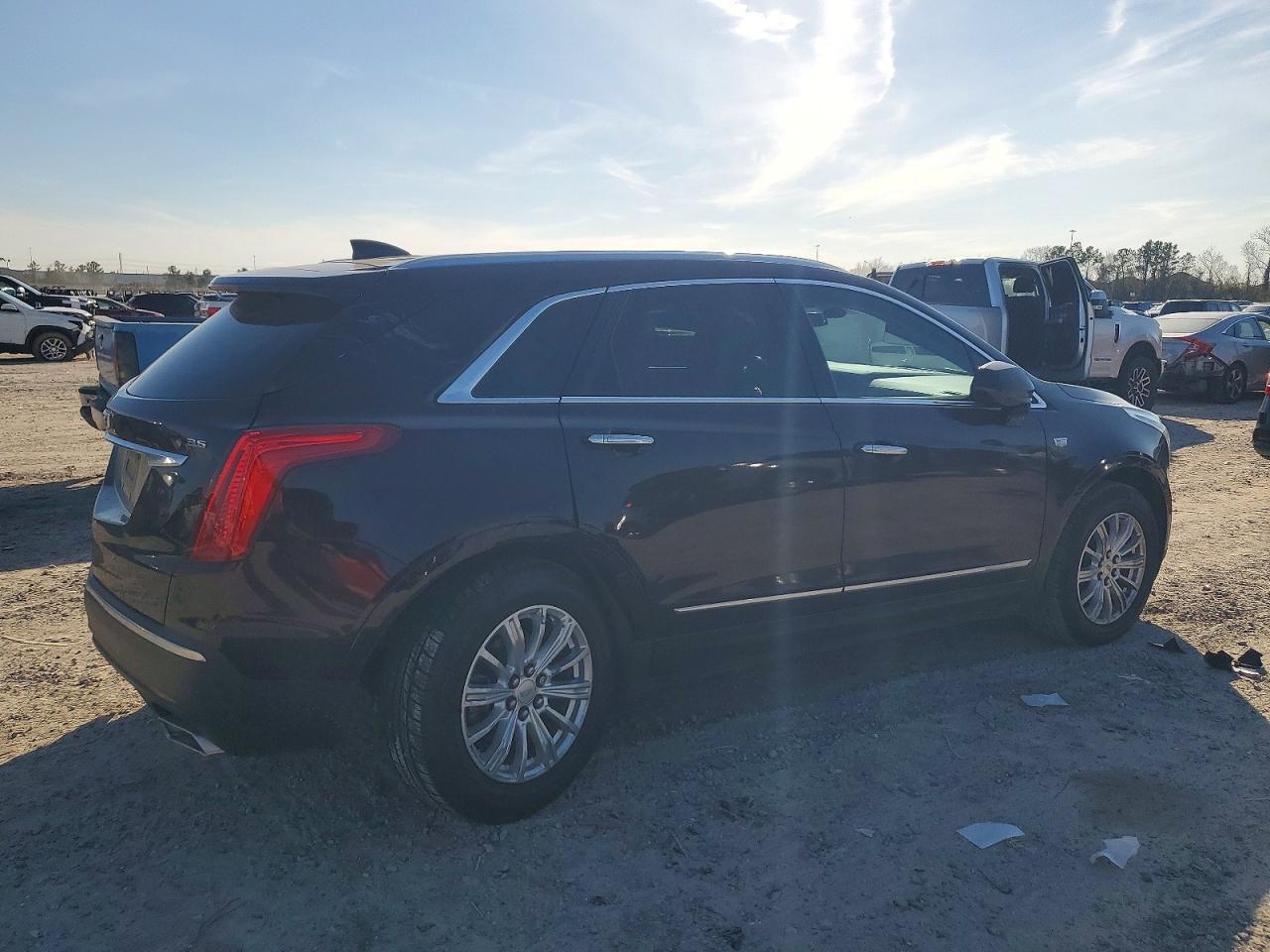 2018 CADILLAC XT5