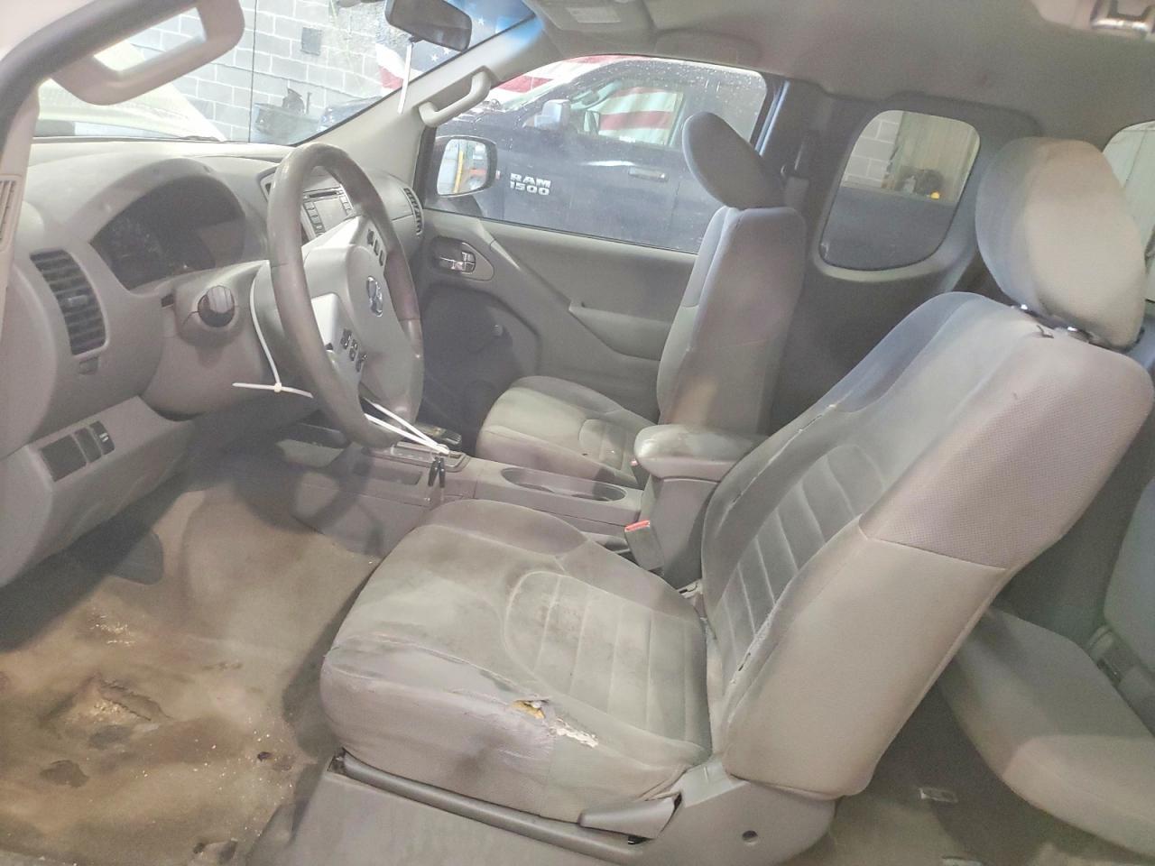 2017 NISSAN Frontier