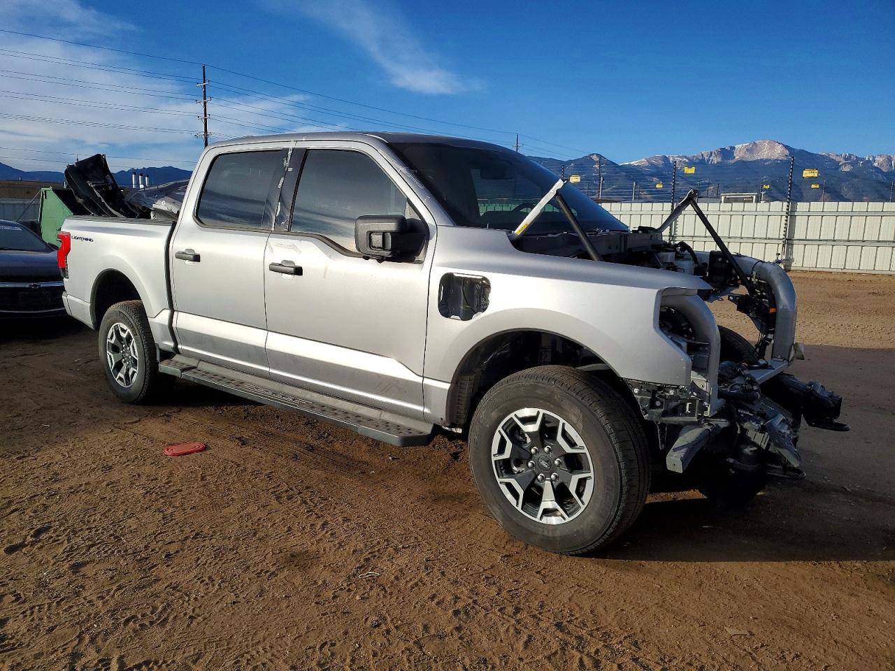 2023 FORD F-150 Lightning