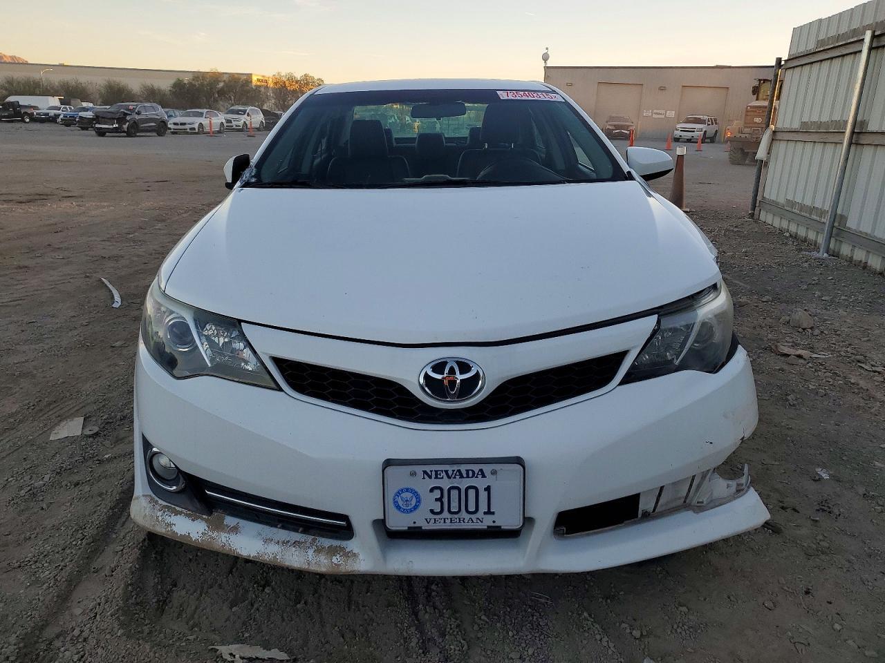 2014 TOYOTA CAMRY