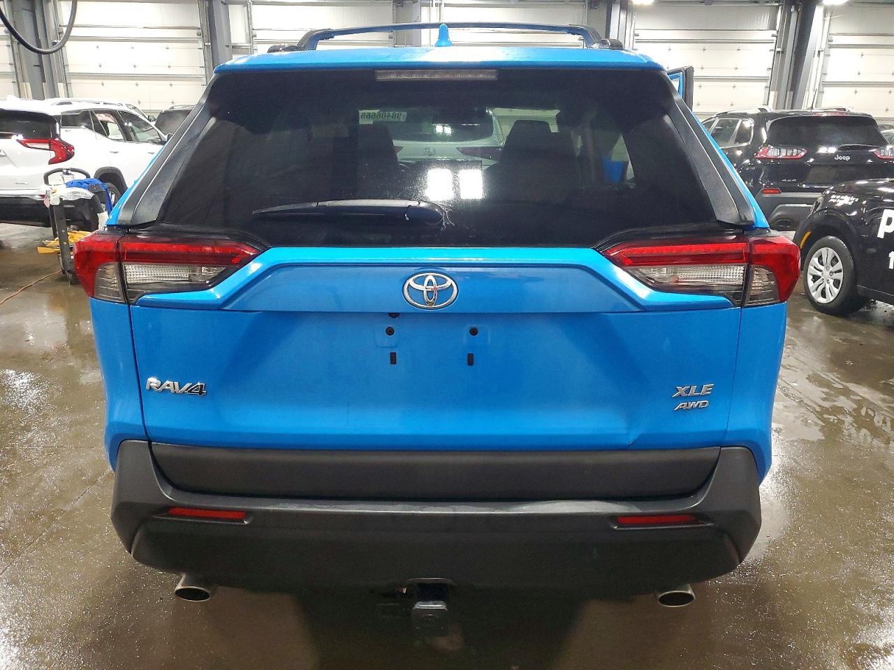 2019 TOYOTA RAV4