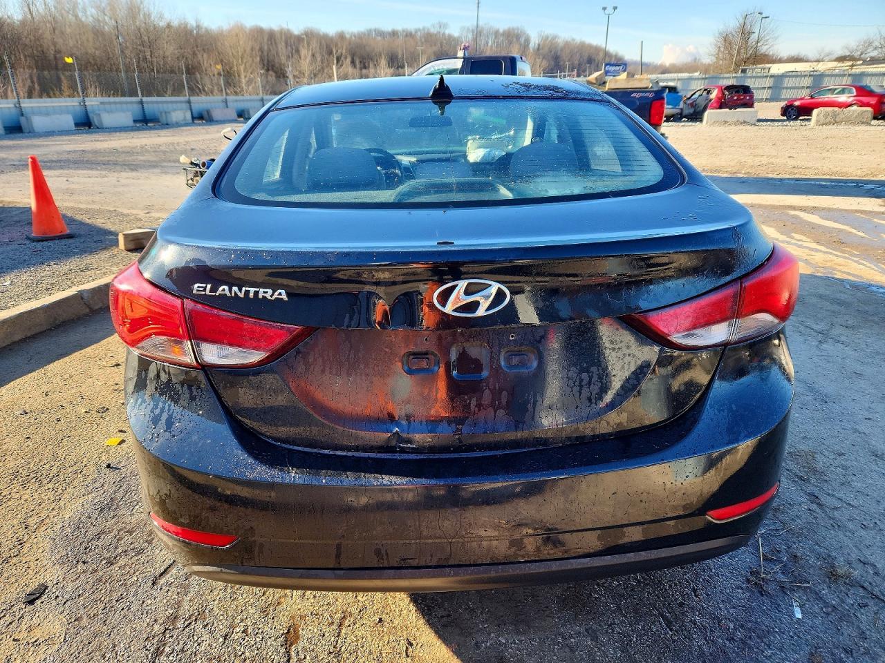 2016 HYUNDAI ELANTRA