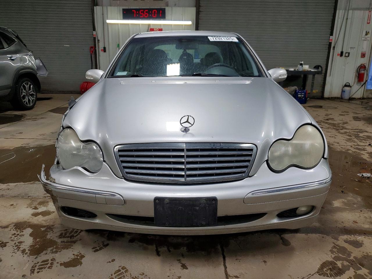 2002 MERCEDES-BENZ C-CLASS