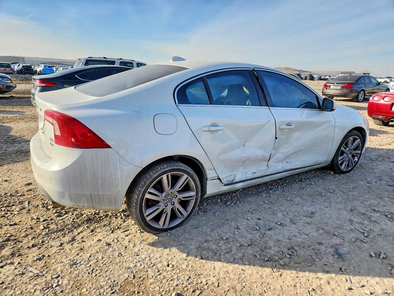 2013 VOLVO S60