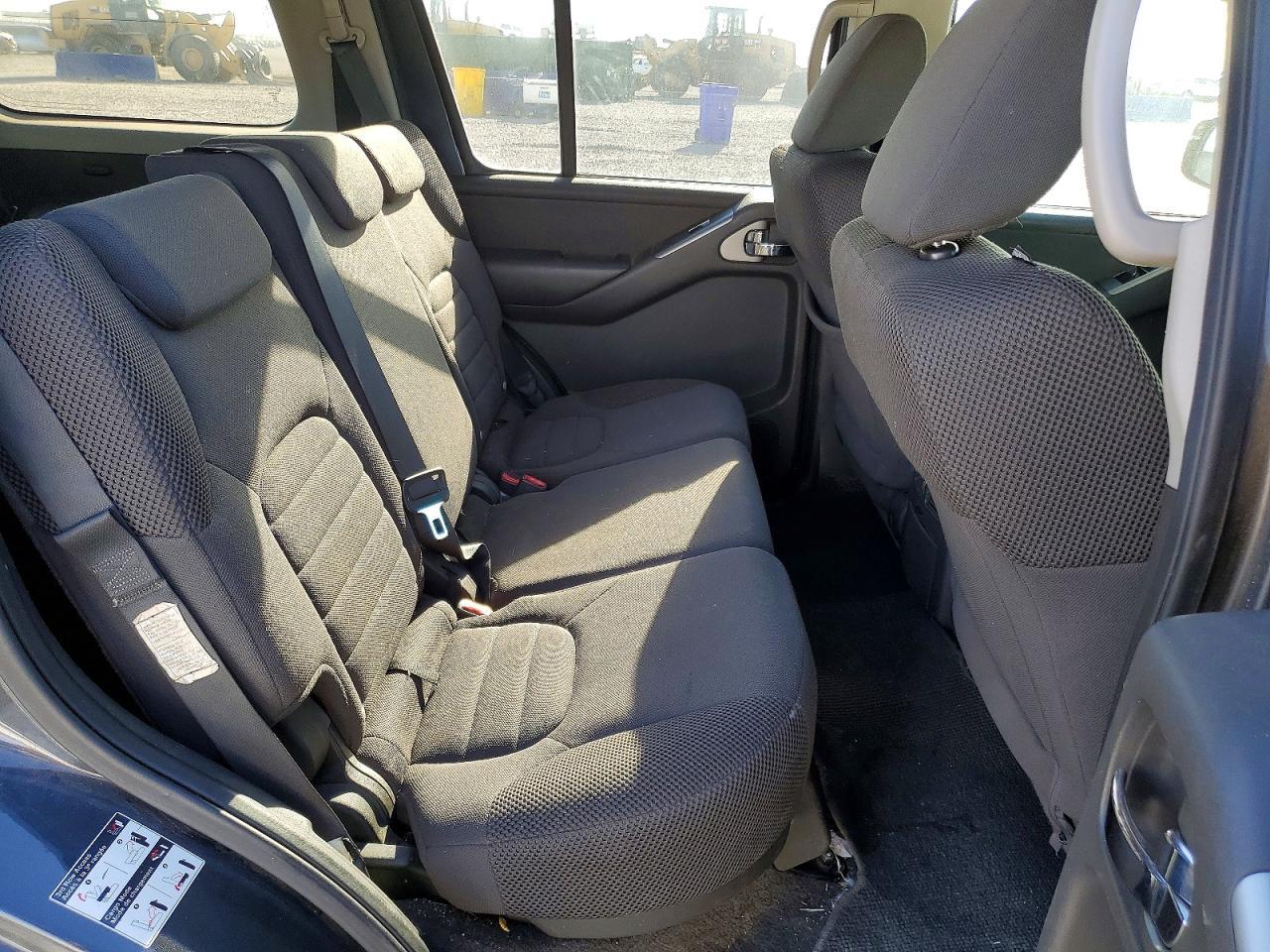 2010 NISSAN PATHFINDER