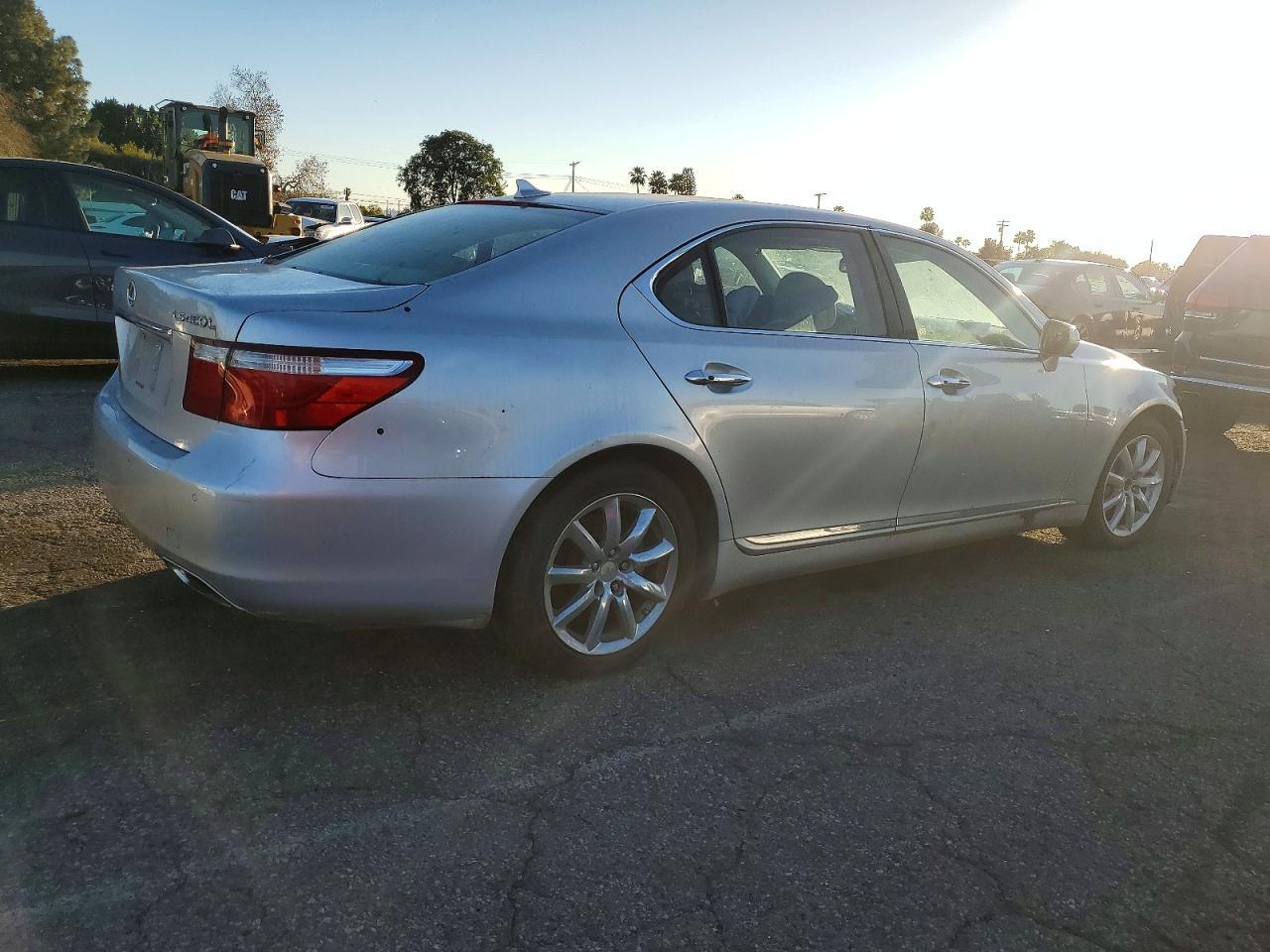 2007 LEXUS LS 460