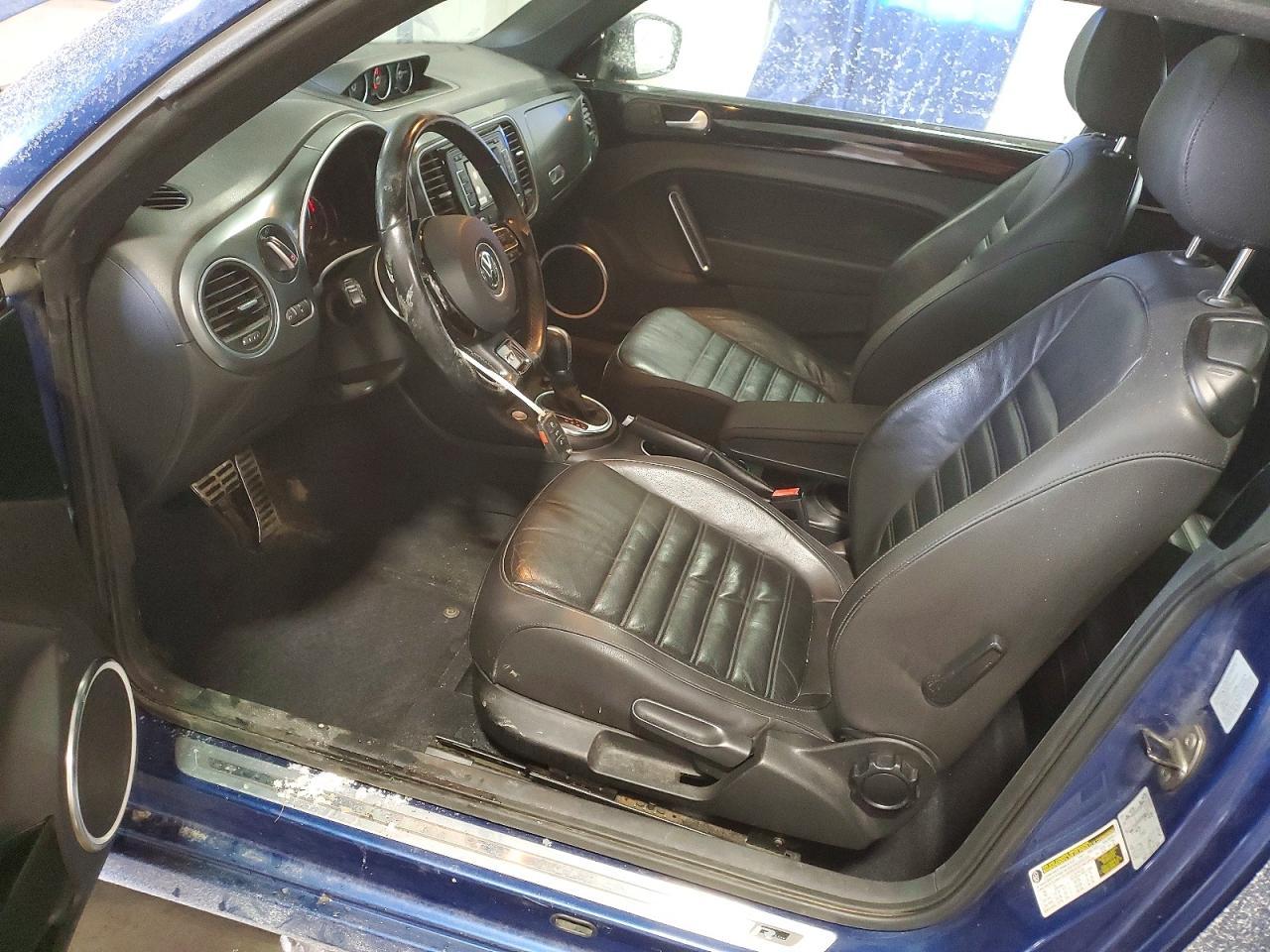 2013 VOLKSWAGEN Beetle