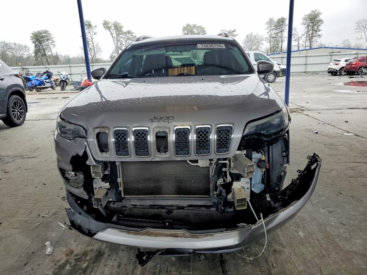 2019 JEEP CHEROKEE