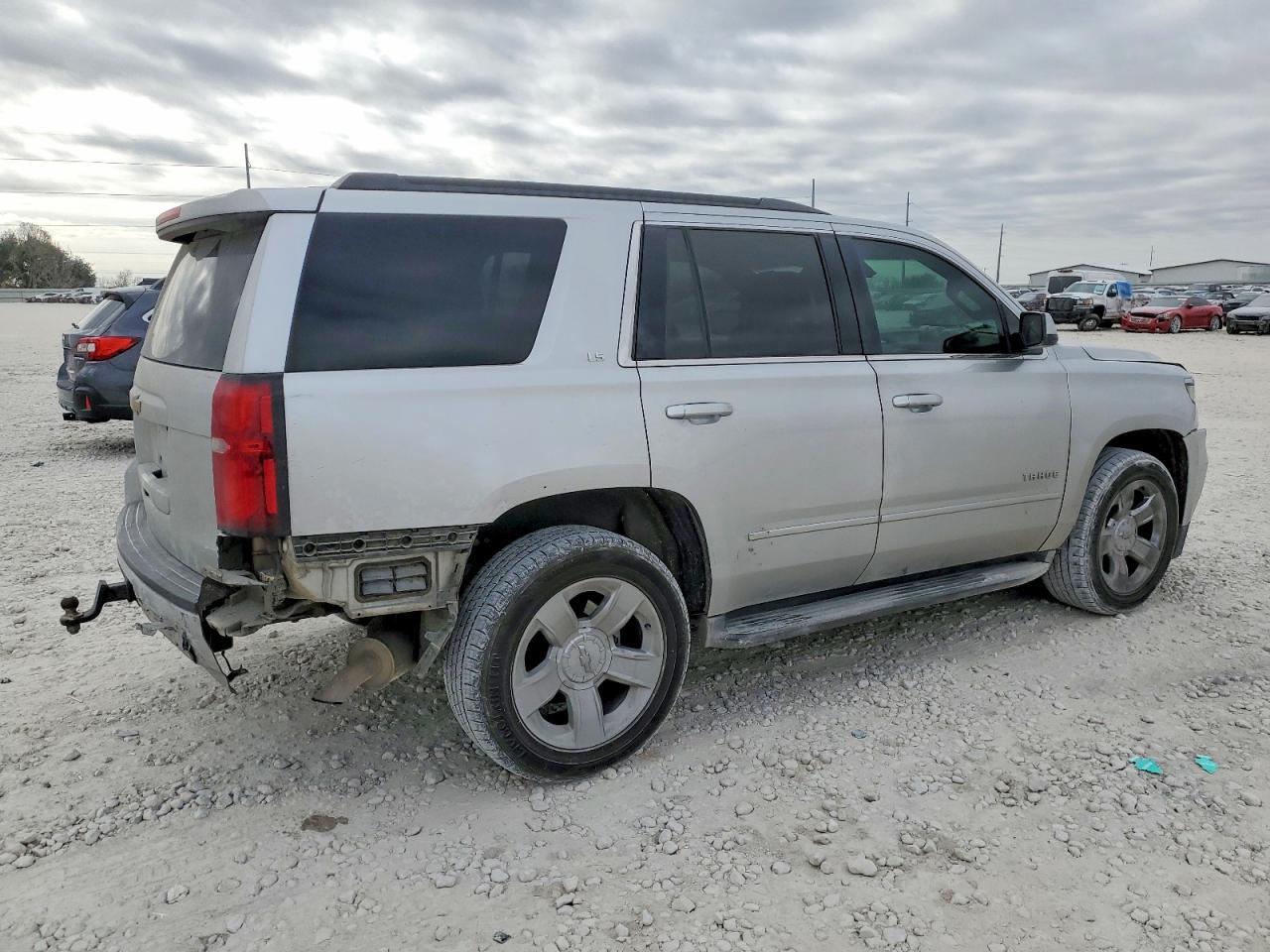 2016 CHEVROLET Tahoe