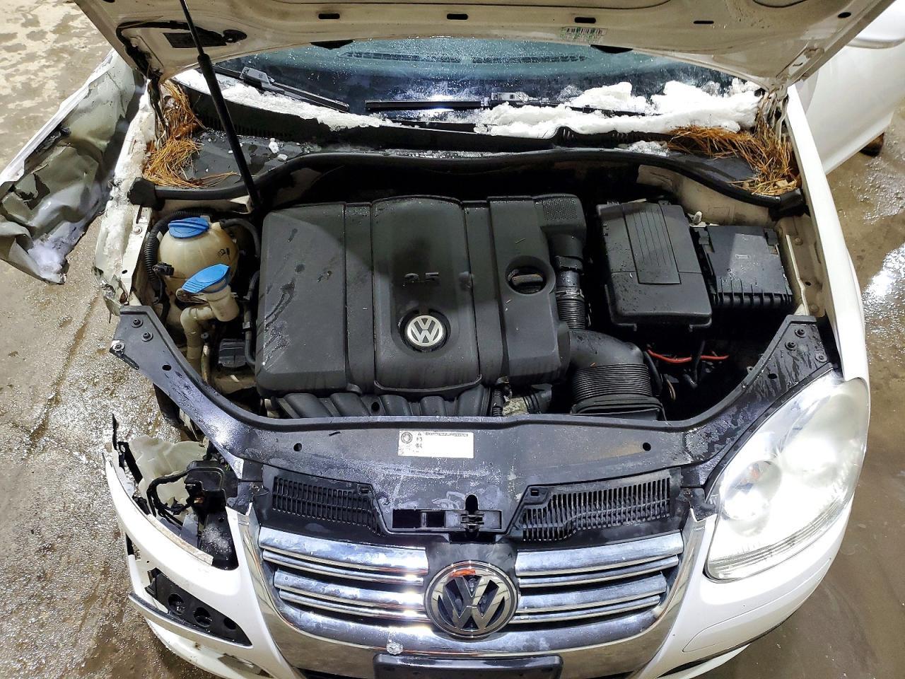 2010 VOLKSWAGEN JETTA