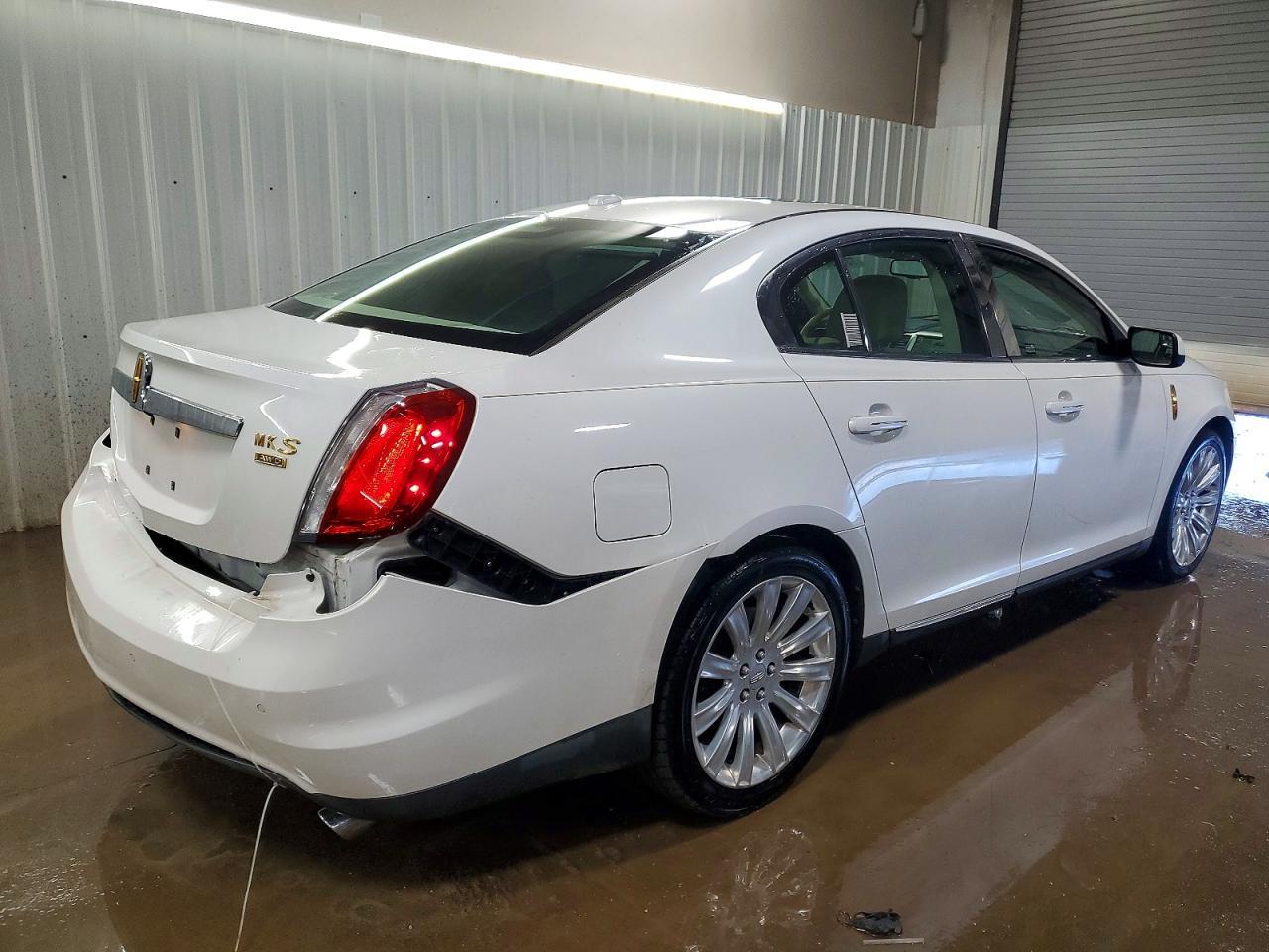 2010 LINCOLN MKS