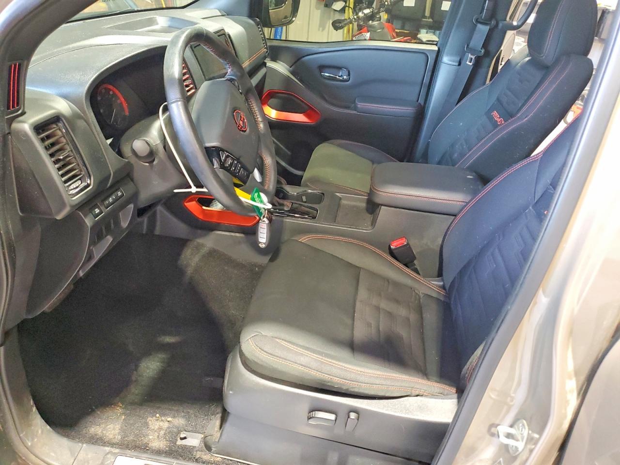 2023 NISSAN Frontier