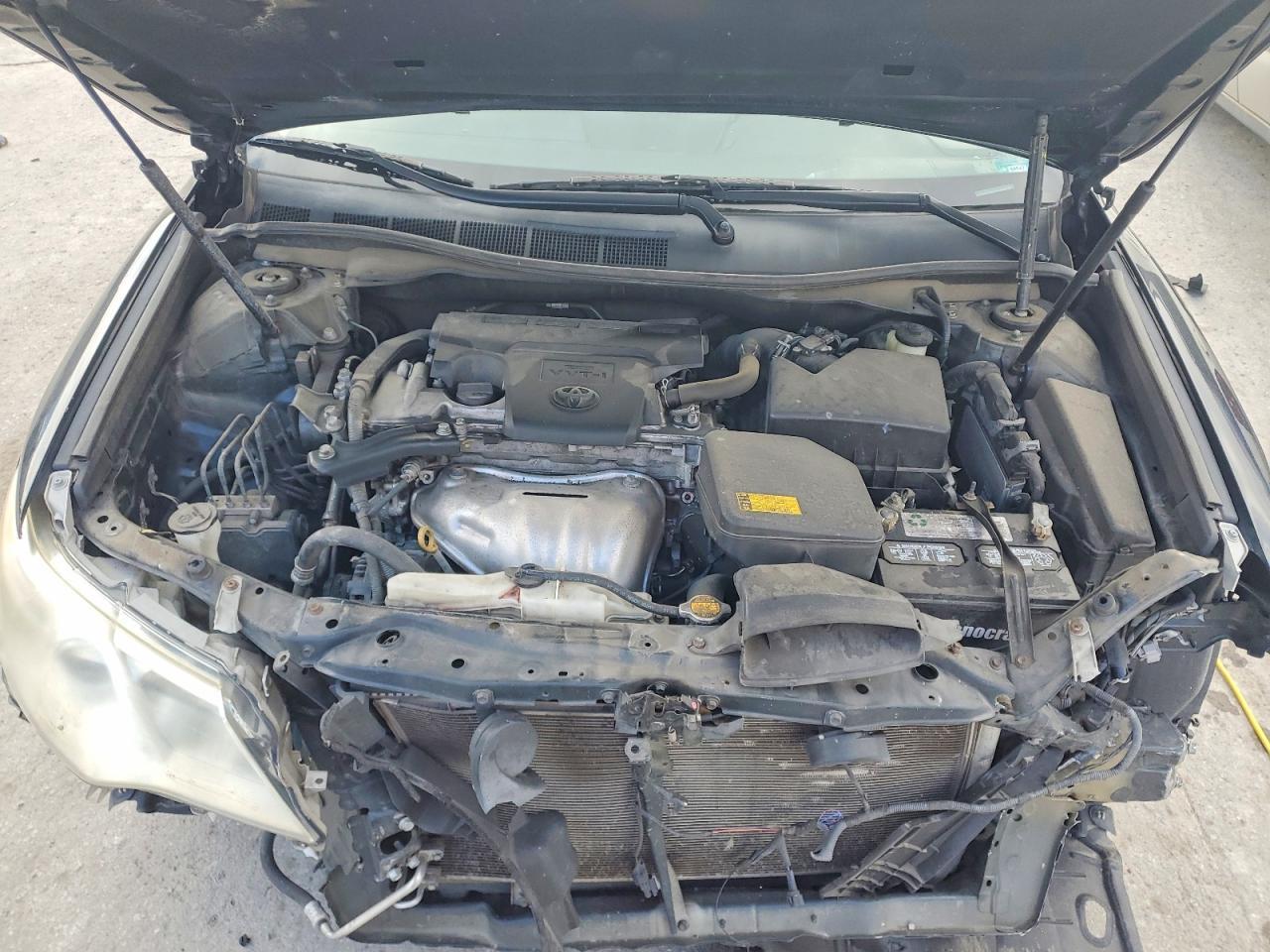 2014 TOYOTA CAMRY