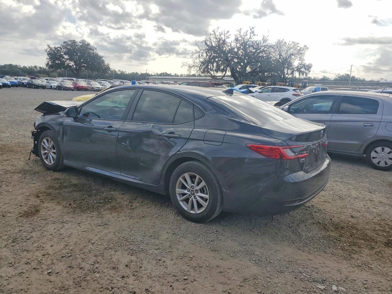2025 TOYOTA CAMRY