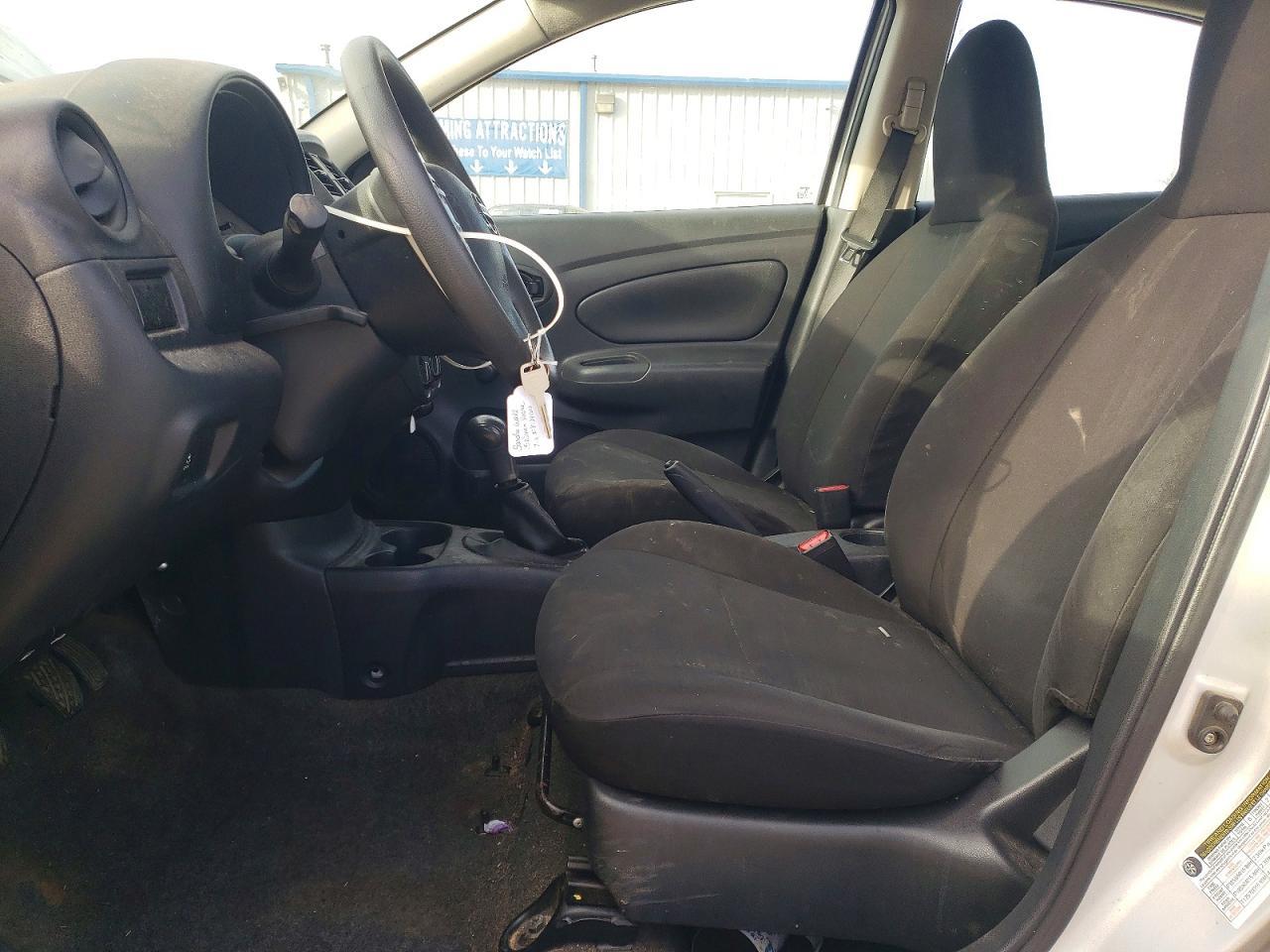 2015 NISSAN VERSA