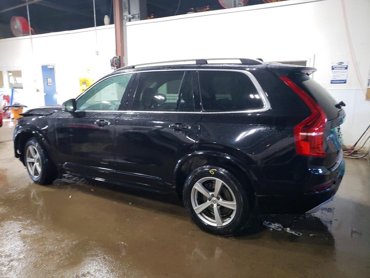 2016 VOLVO XC90