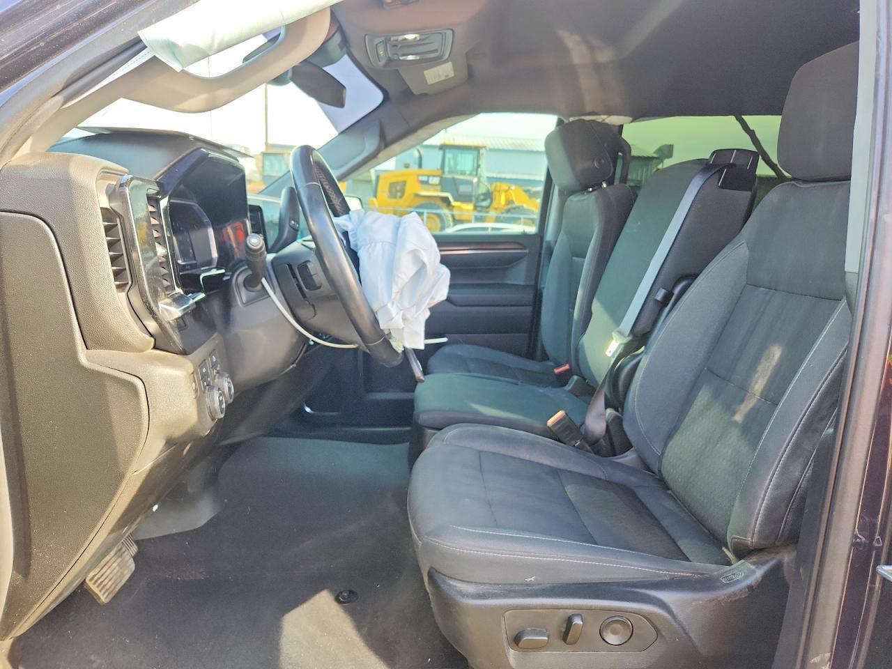 2023 CHEVROLET Silverado