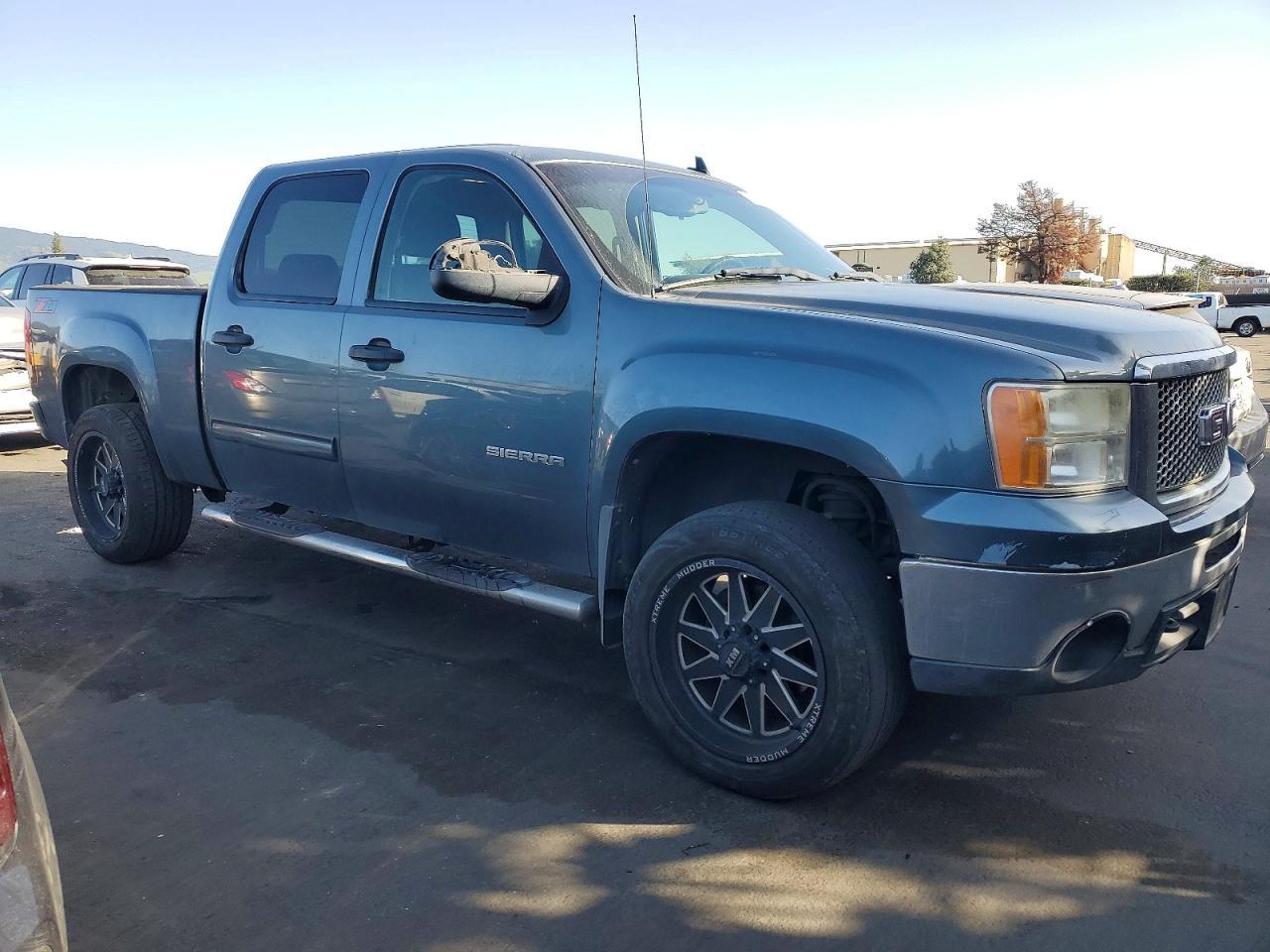 2011 GMC Sierra
