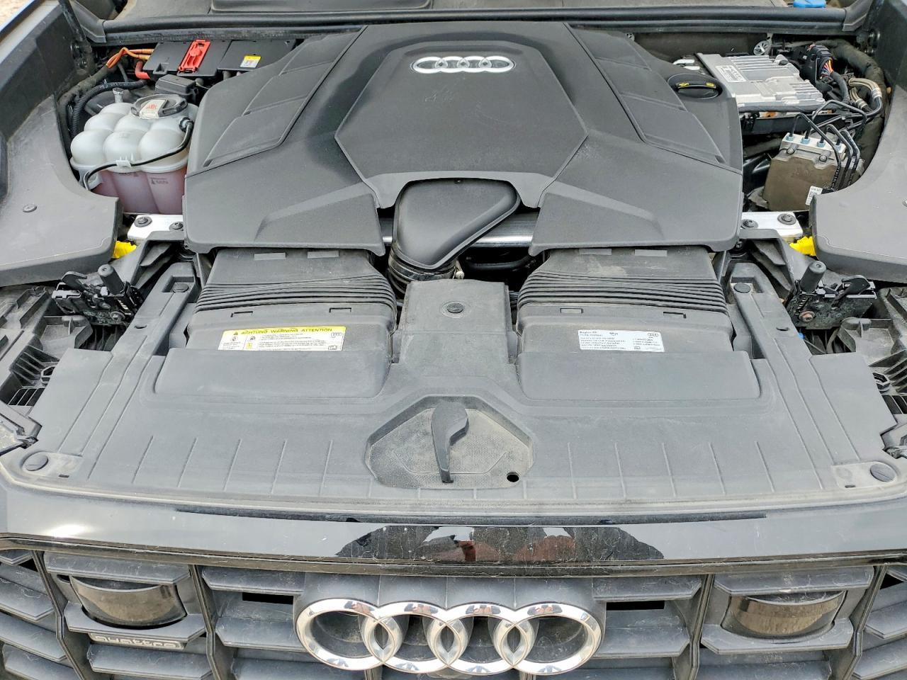 2019 AUDI Q8