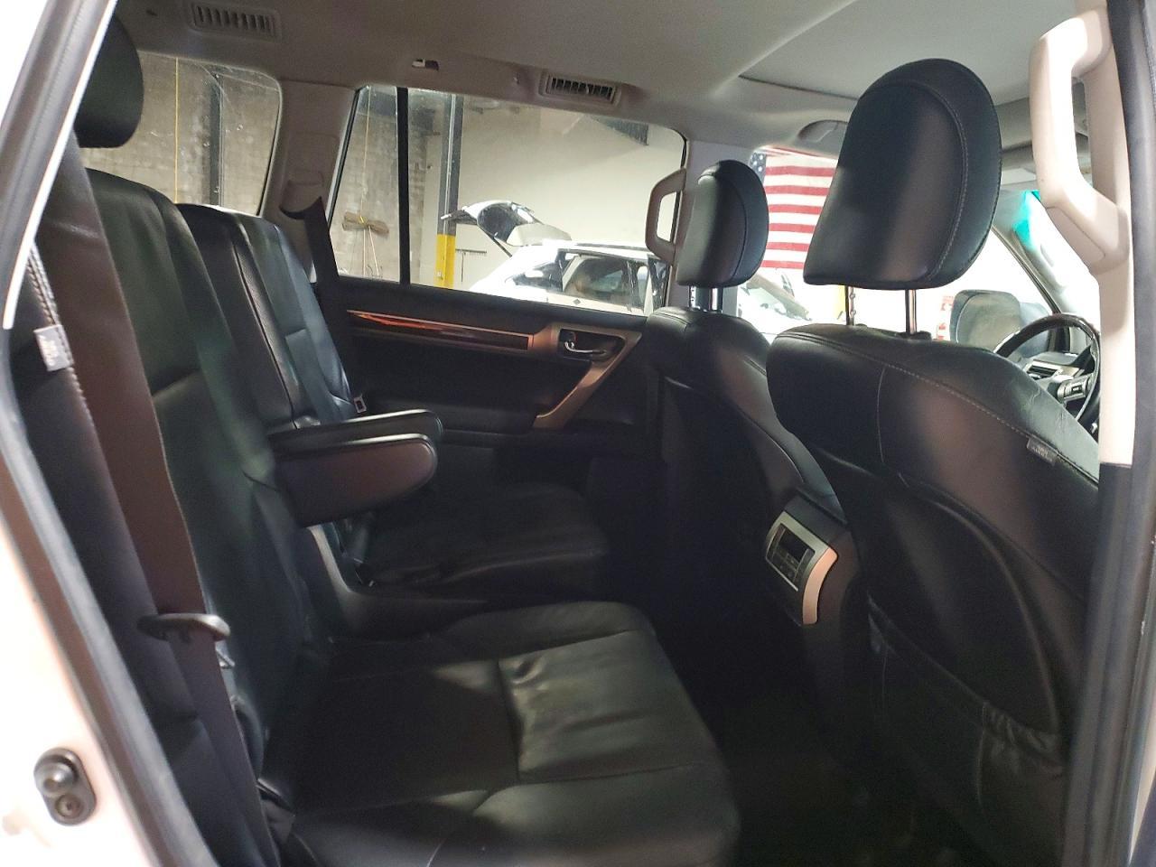 2017 LEXUS GX 460