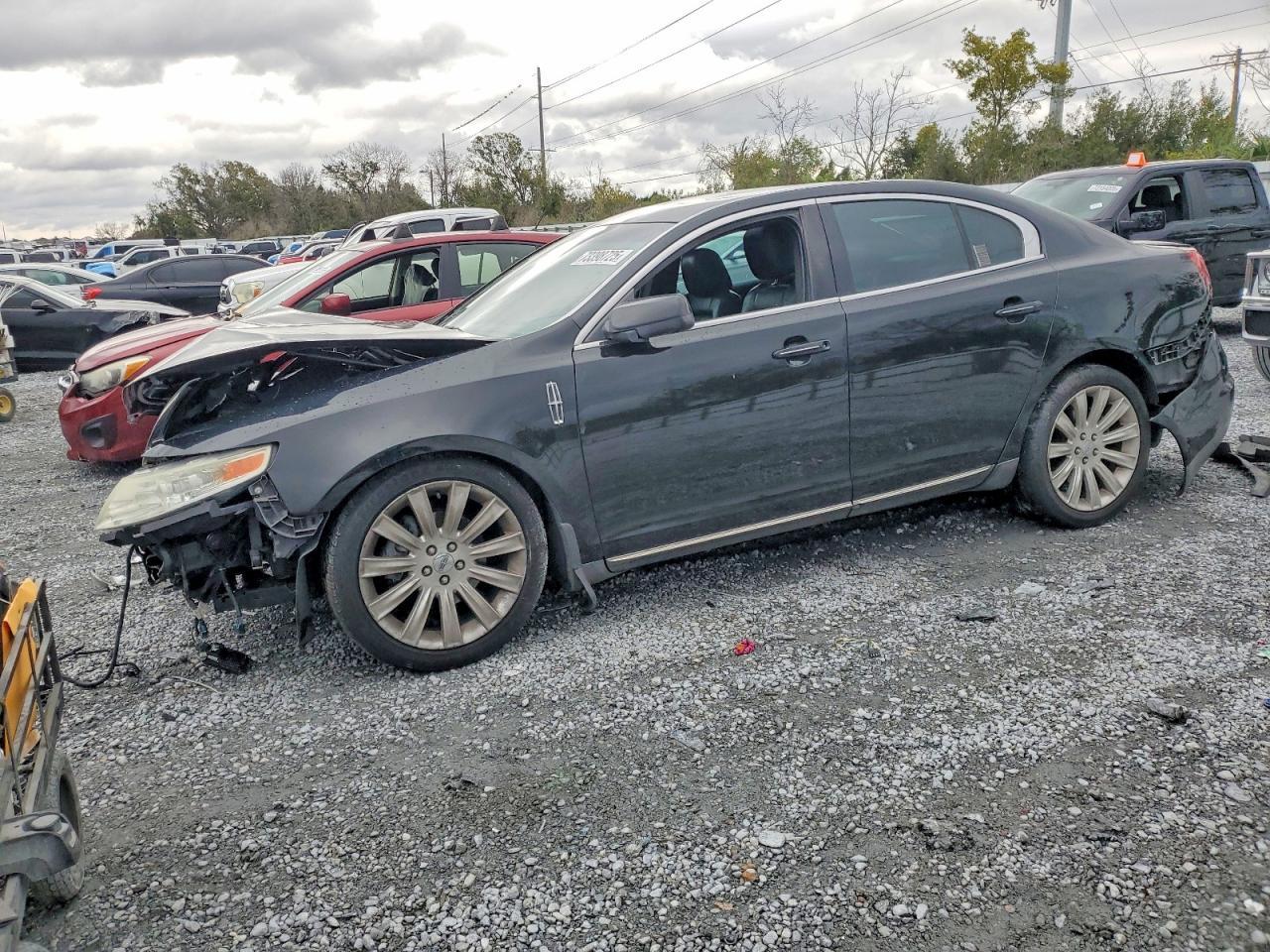 2011 LINCOLN MKS
