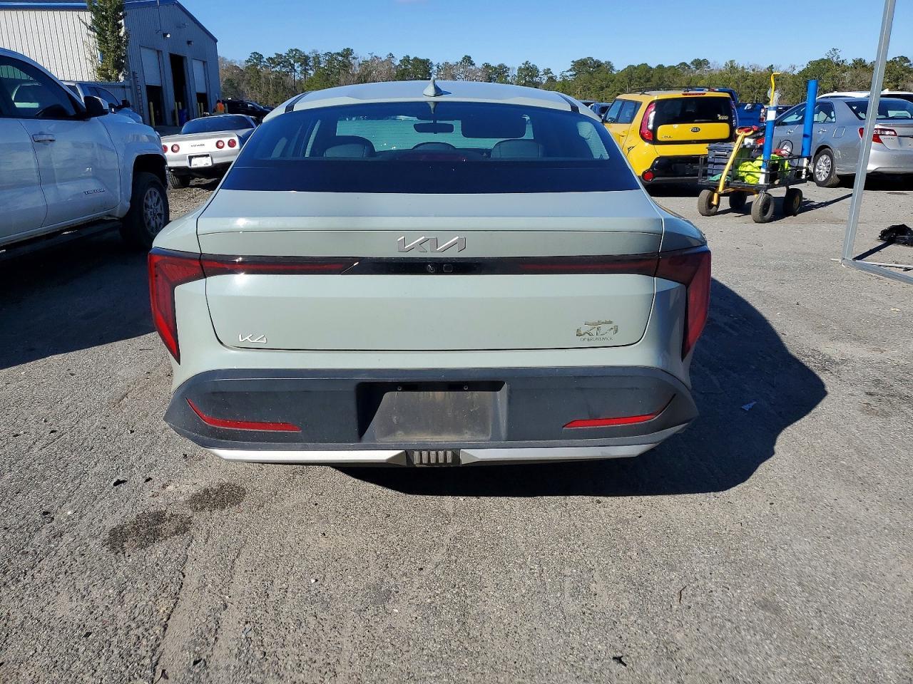 2025 KIA K4