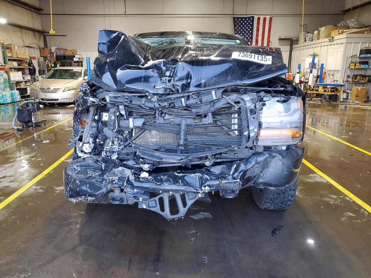 2017 CHEVROLET Silverado