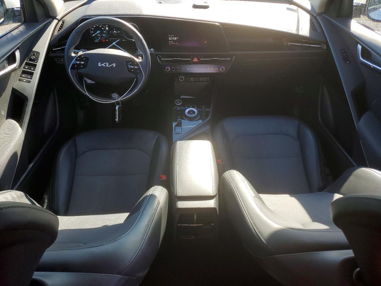 2023 KIA Niro