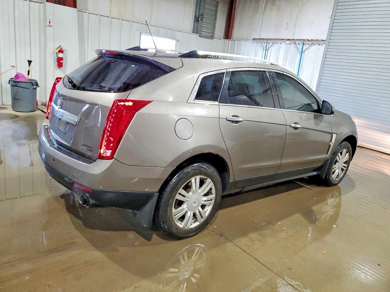 2011 CADILLAC SRX