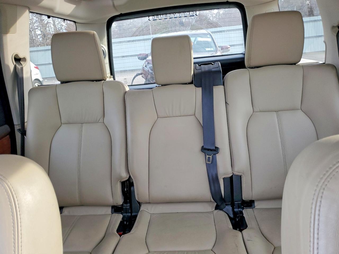 2011 LAND ROVER LR4
