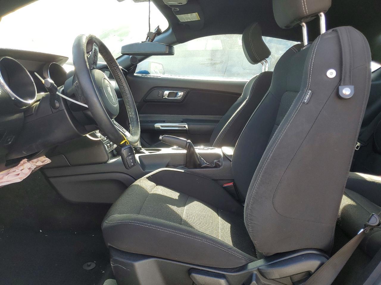 2017 FORD MUSTANG