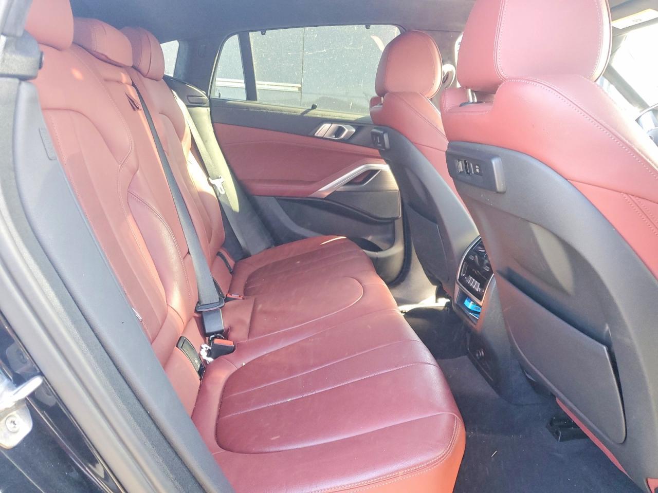 2021 BMW X6