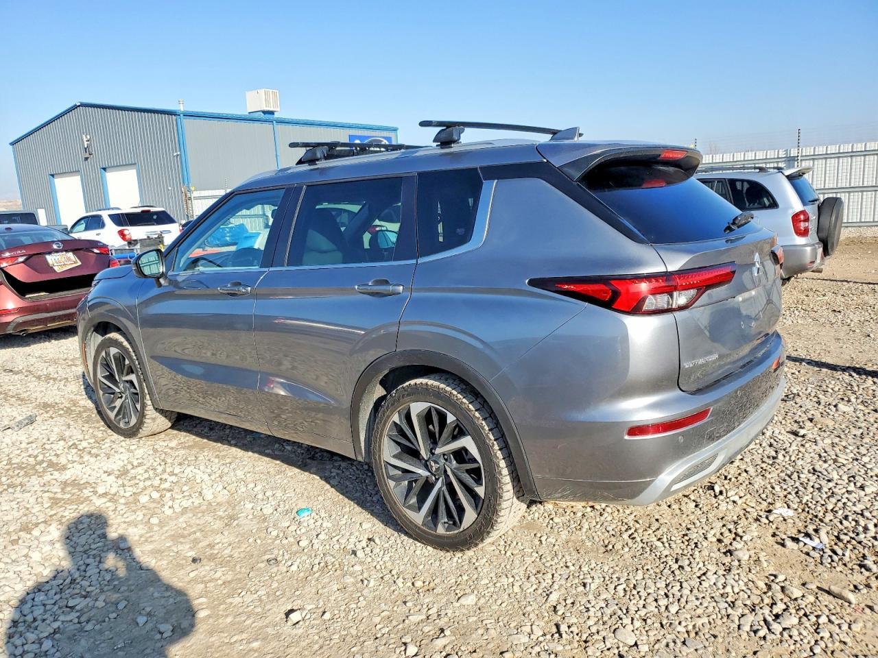2022 MITSUBISHI outlander