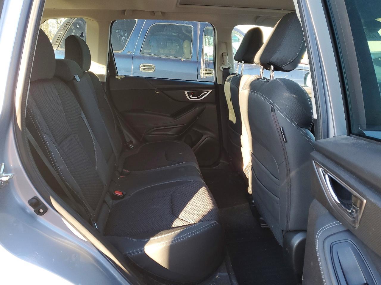 2021 SUBARU FORESTER