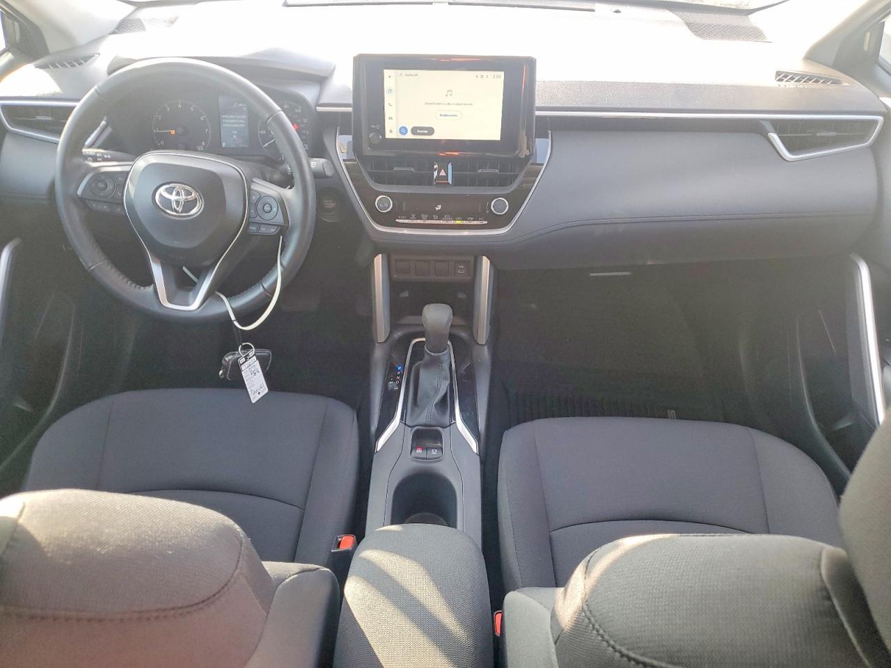 2024 TOYOTA Corolla Cross