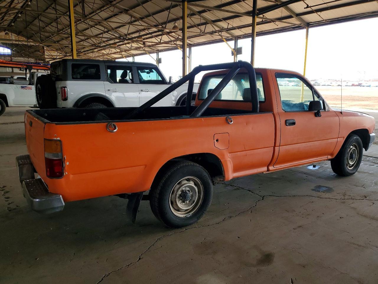 1989 TOYOTA Pickup