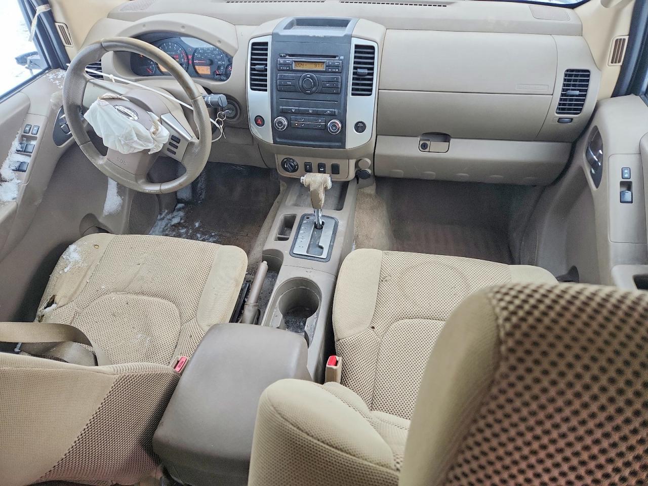 2012 NISSAN Frontier
