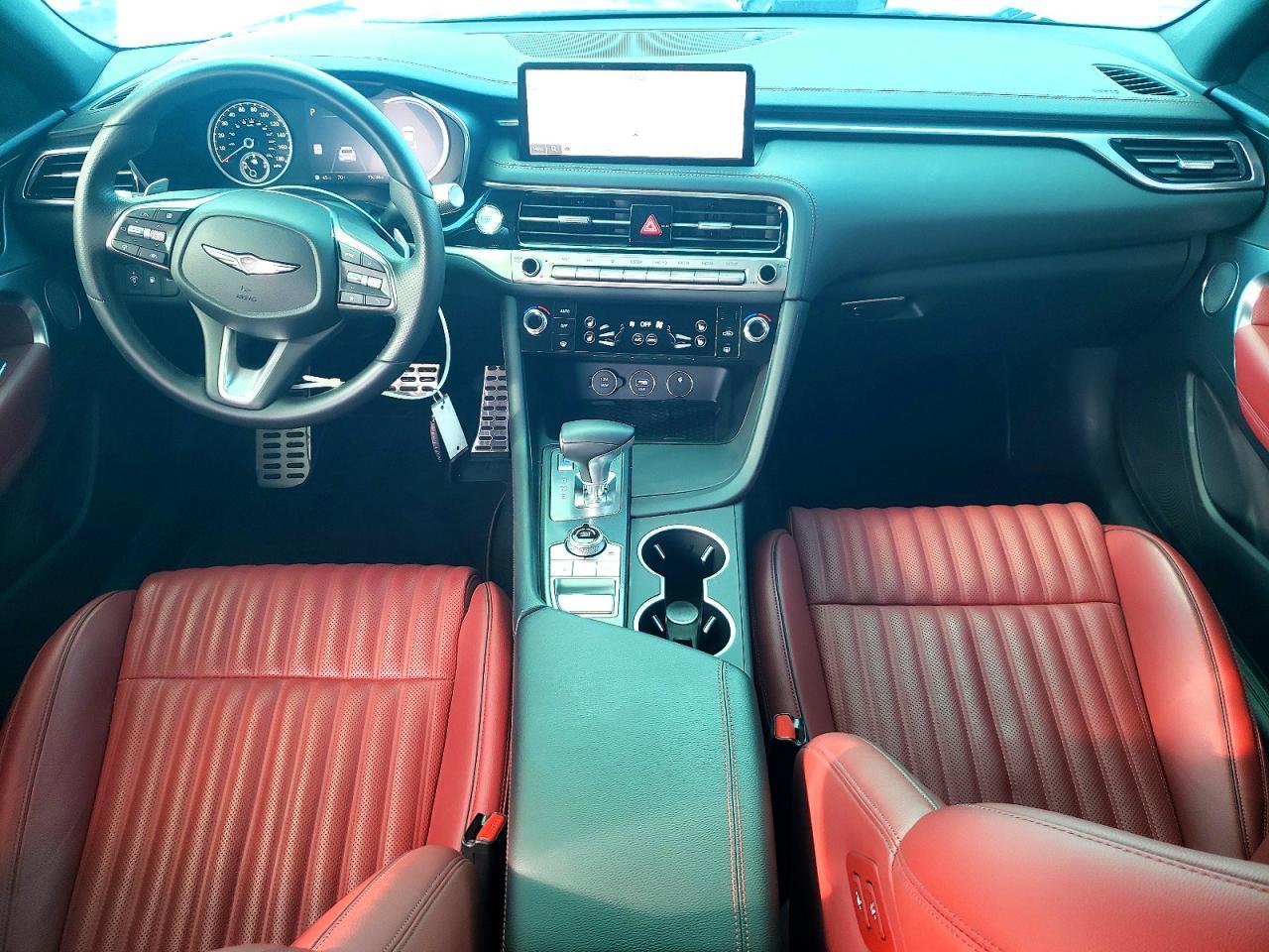 2025 GENESIS G70