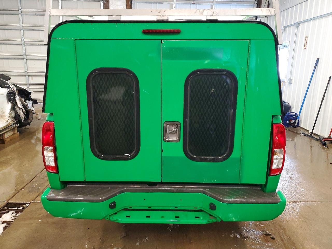 2017 NISSAN Frontier