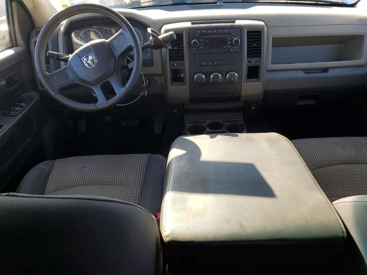 2011 DODGE RAM 1500