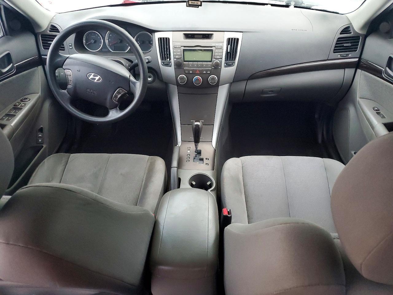 2010 HYUNDAI SONATA