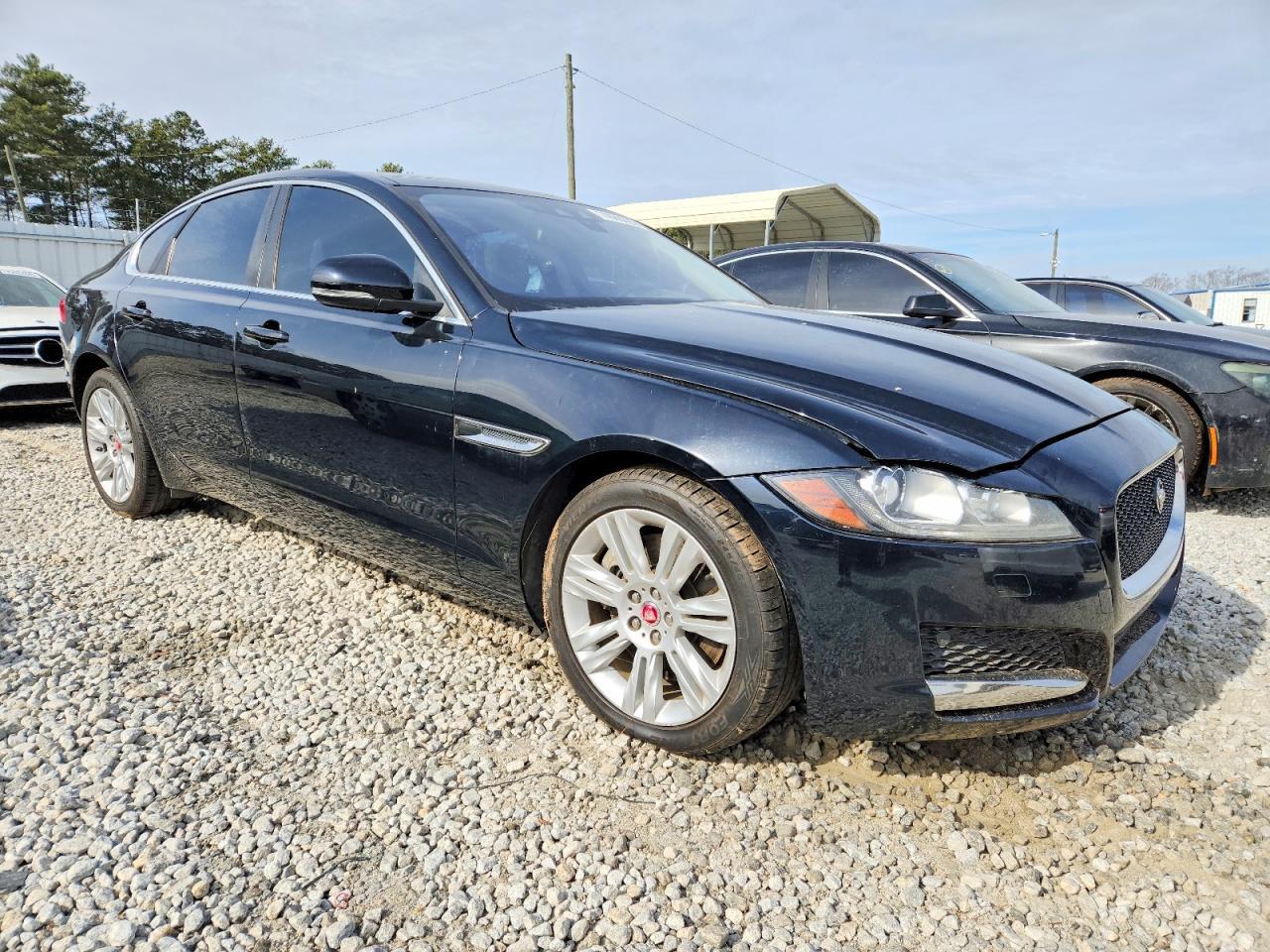 2017 JAGUAR XF