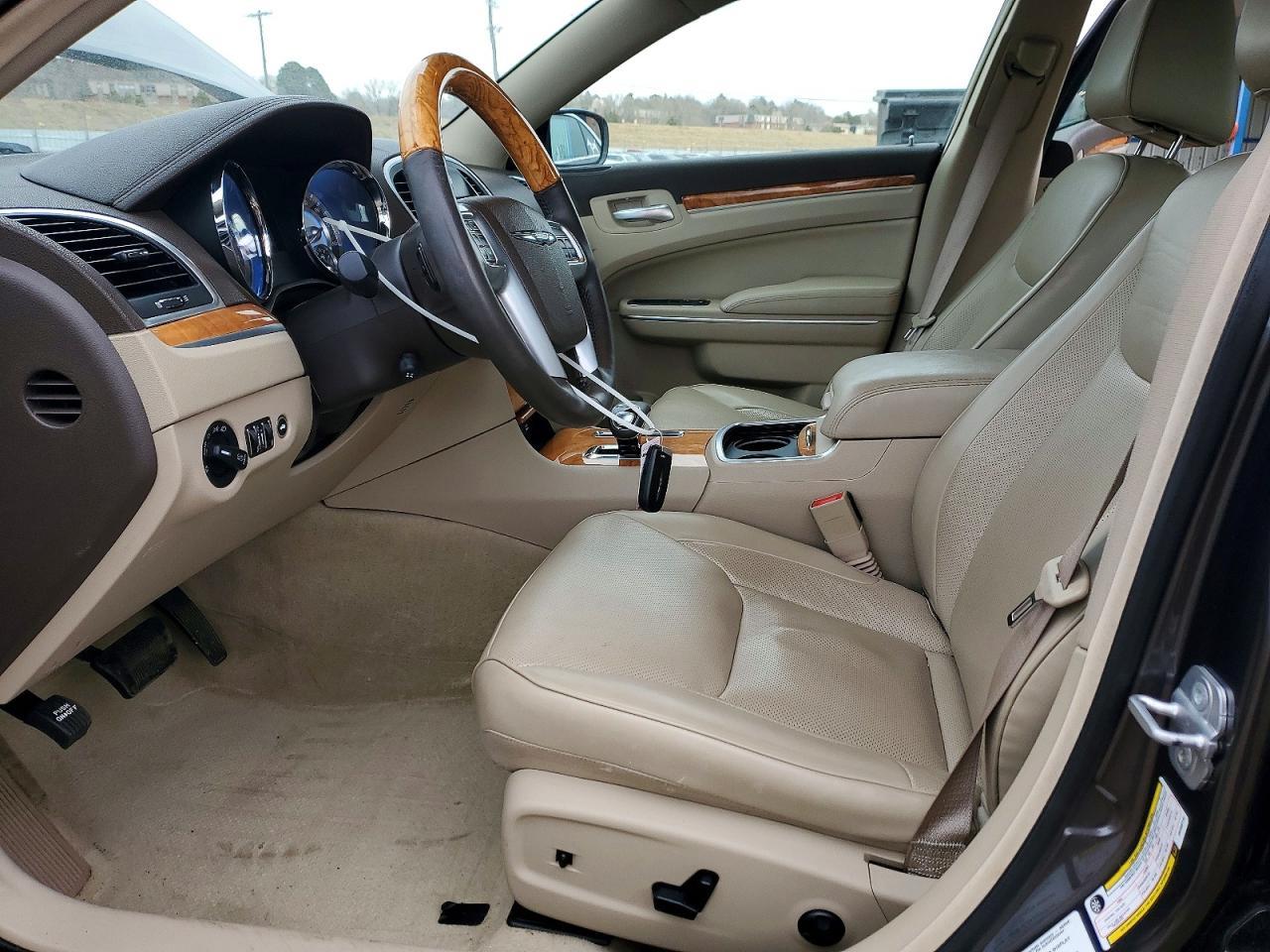 2013 CHRYSLER 300