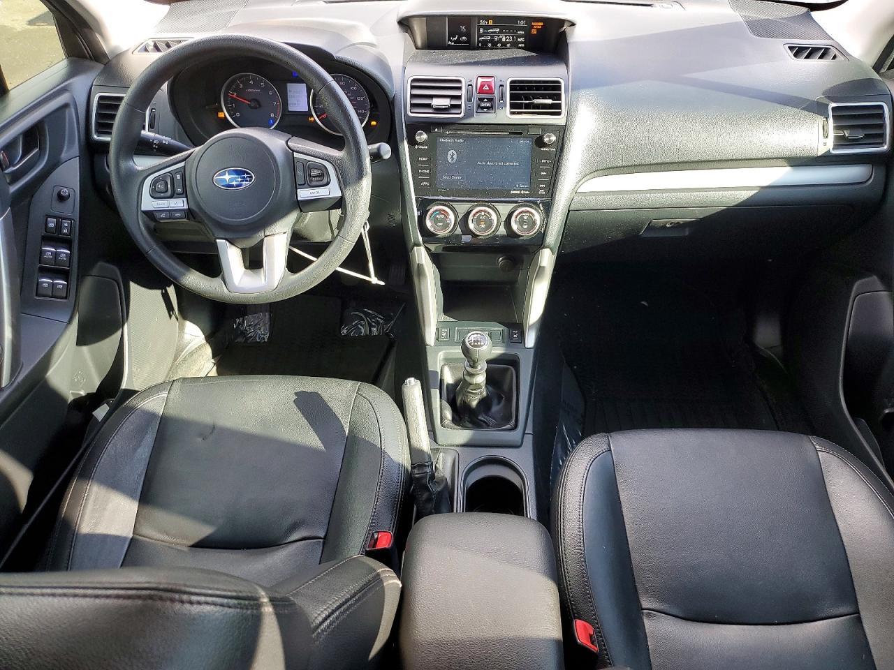 2017 SUBARU FORESTER