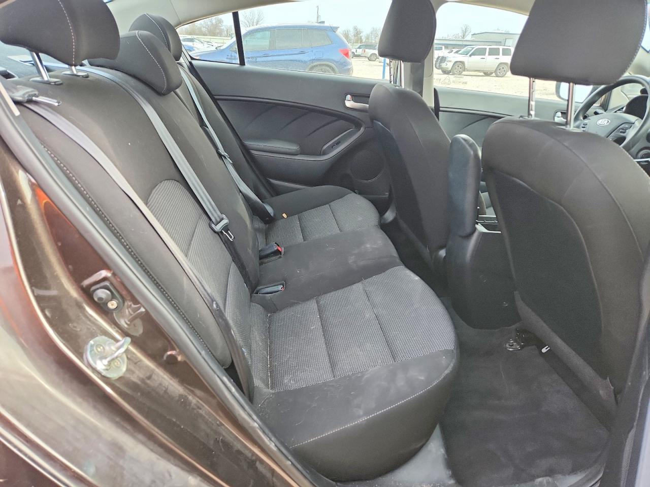 2017 KIA FORTE