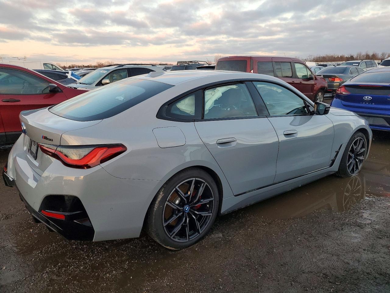 2024 BMW i4