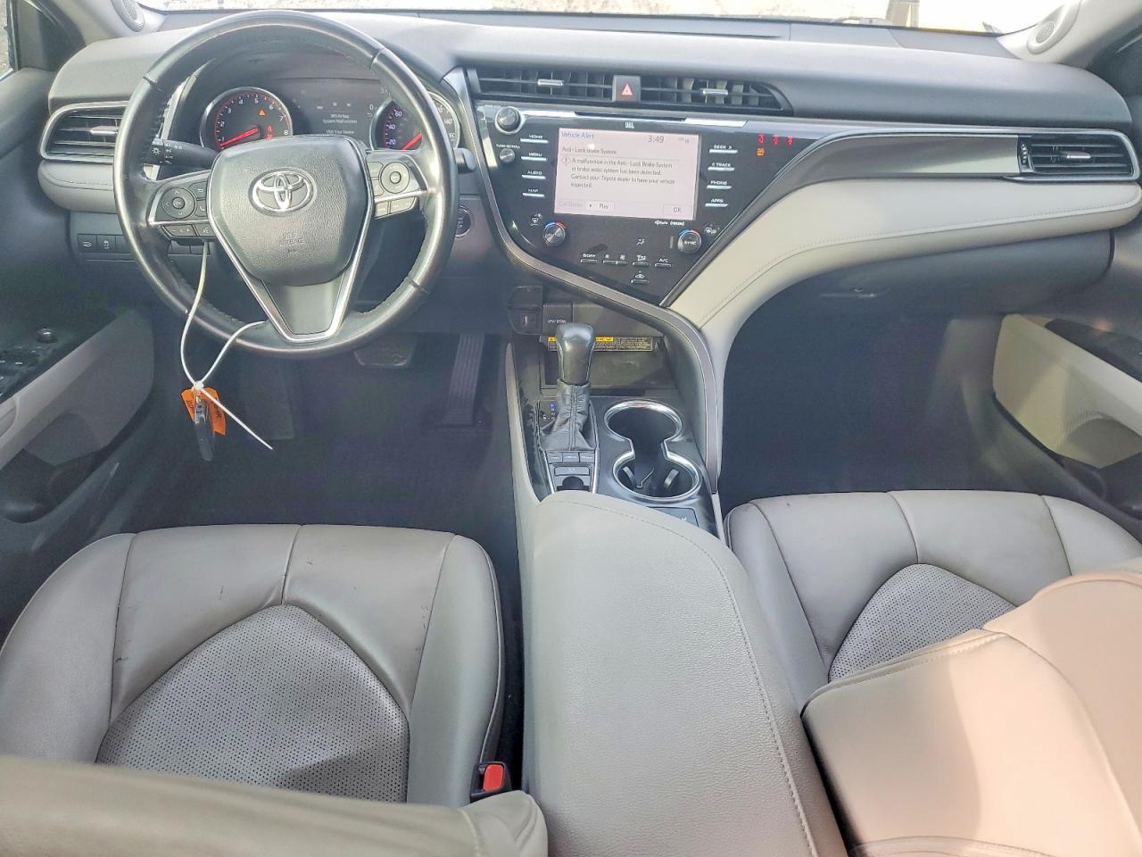 2019 TOYOTA CAMRY