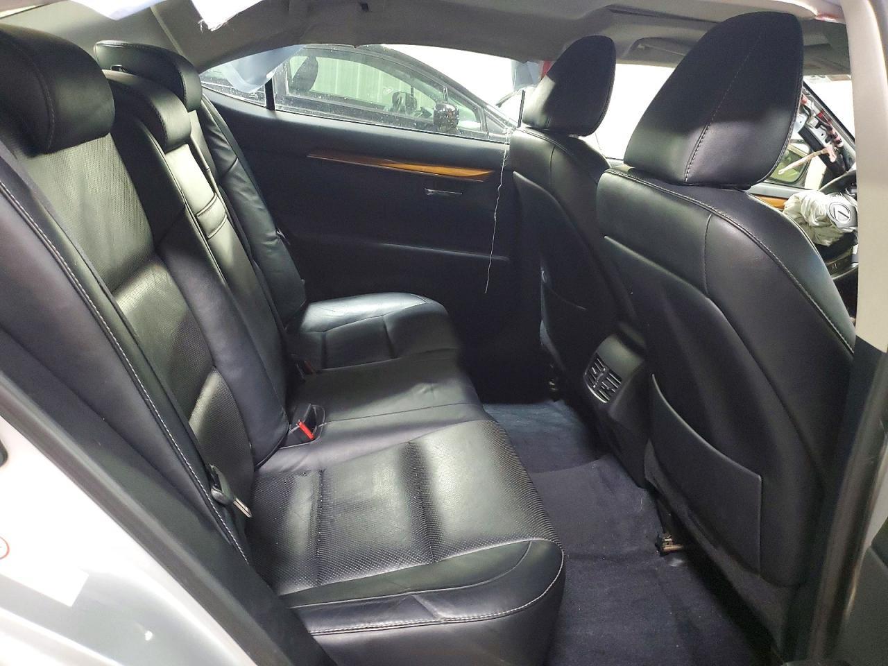 2013 LEXUS ES 300H