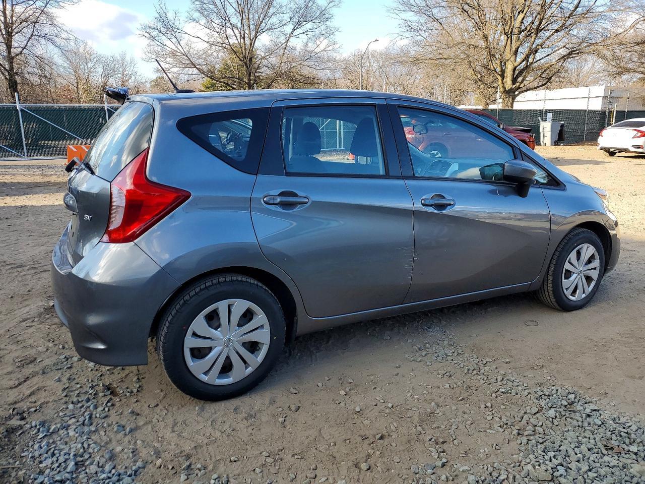 2017 NISSAN Versa Note