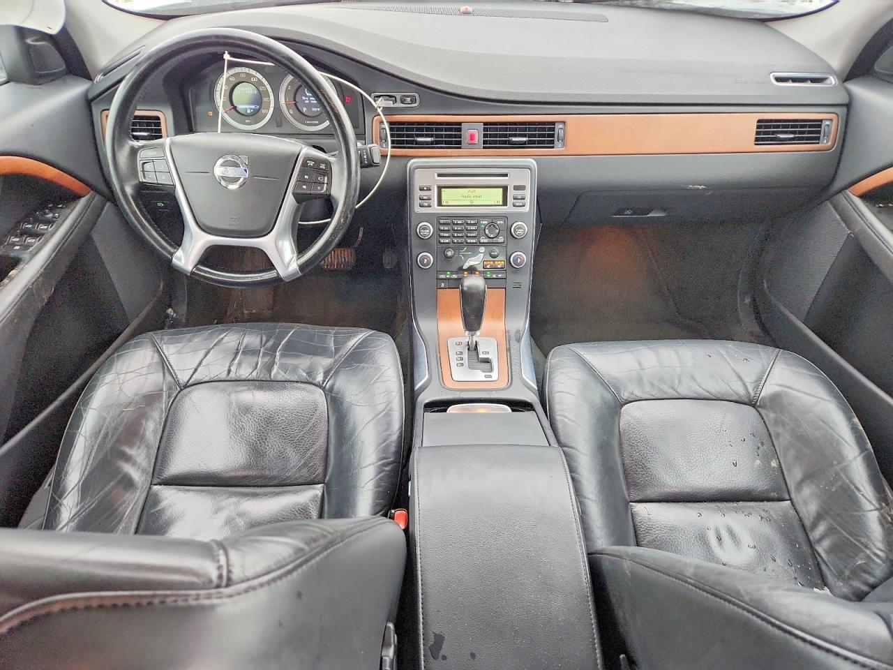 2010 VOLVO S80